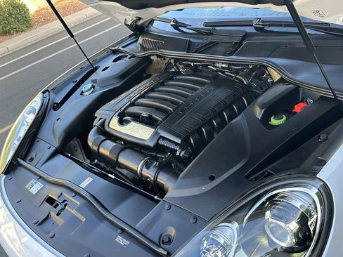 Used 2016 Porsche Cayenne AWD/4WD image 61