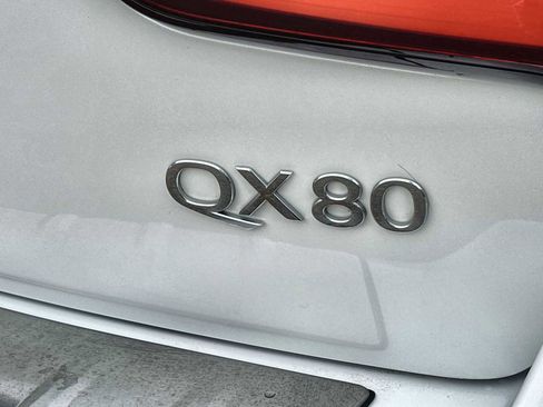 Used 2018 INFINITI QX80 2WD w/ Driver Assistance Package image 15