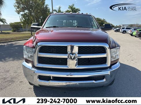 Used 2018 RAM 2500 Tradesman w/ Chrome Appearance Group image 11