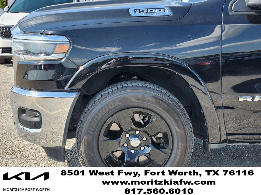 Used 2025 RAM 1500 Big Horn AWD/4WD image 8