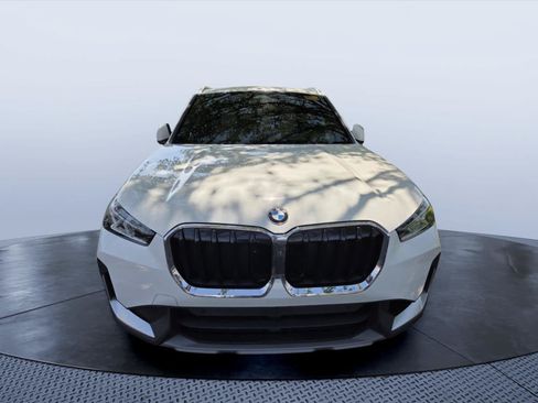 Certified 2023 BMW X1 xDrive28i w/ Convenience Package AWD/4WD image 2