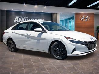 Certified 2021 Hyundai Elantra SEL w/ Convenience Package FWD video 2