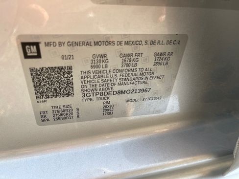 Used 2021 GMC Sierra 1500 SLT w/ SLT Premium Plus Package RWD image 12