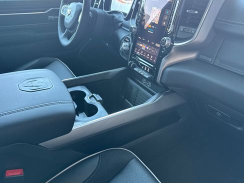 New 2026 RAM 1500 Laramie AWD/4WD image 14