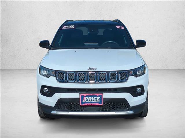 Used 2023 Jeep Compass Limited AWD/4WD image 2