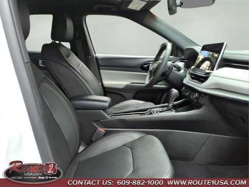 Used 2023 Jeep Compass Limited AWD/4WD image 14