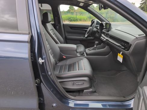 Used 2026 Honda CR-V Sport Touring image 10
