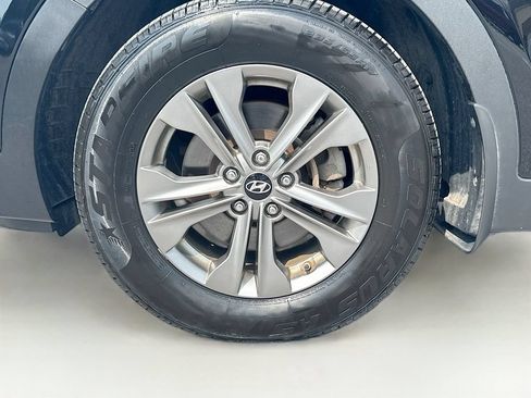 Used 2014 Hyundai Santa Fe Sport w/ Premium Equipment Package 03 FWD image 27