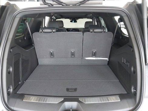 New 2026 Chevrolet Suburban RST image 27