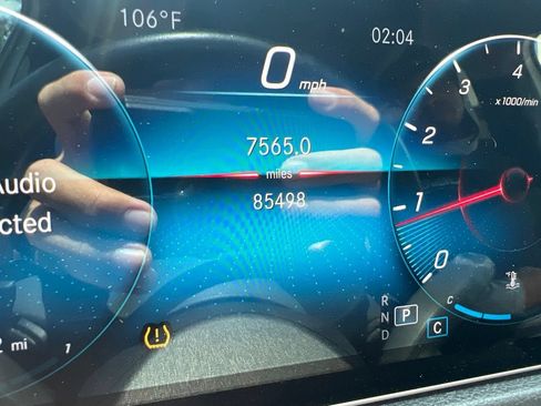 Used 2021 Mercedes-Benz GLB 250 image 16