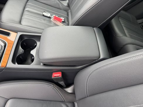 Used 2023 Audi Q5 2.0T Premium w/ Convenience Package image 14