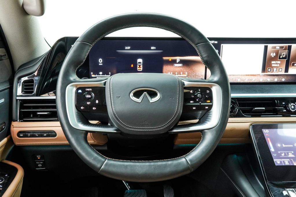 Used 2025 INFINITI QX80 Sensory AWD/4WD image 26