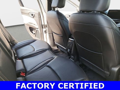 Certified 2023 Jeep Compass Latitude AWD/4WD image 12