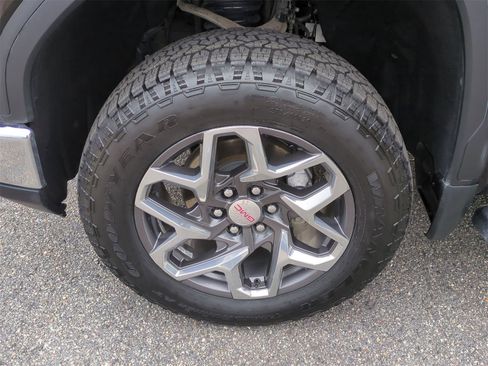 Certified 2023 GMC Sierra 1500 SLT w/ SLT Premium Package image 10