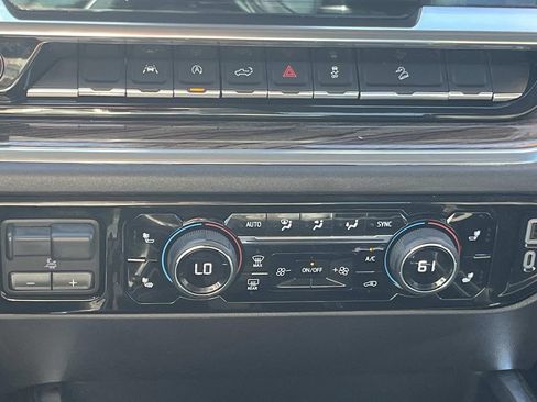 Used 2024 Chevrolet Silverado 1500 LT Trail Boss w/ Protection Package image 25