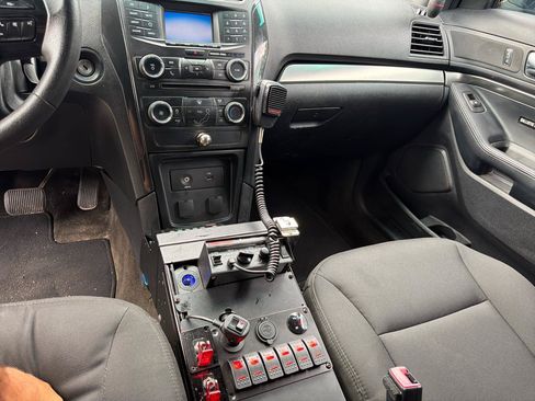 Used 2016 Ford Explorer 4WD Police Interceptor w/ Cargo Wiring Upfit Package image 11