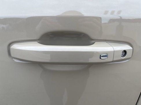 Used 2022 GMC Sierra 1500 Elevation image 41