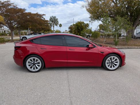 Used 2022 Tesla Model 3 Long Range image 4