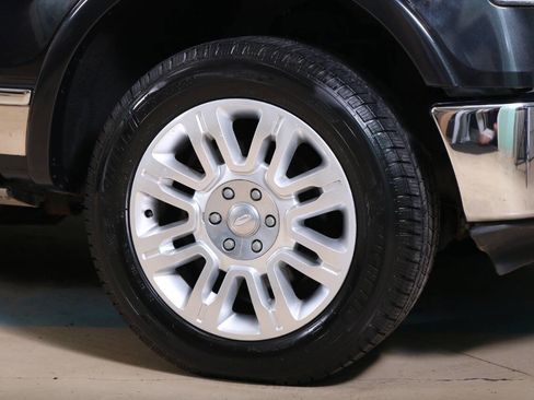 Used 2013 Ford F150 Platinum AWD/4WD image 14