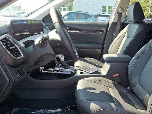 New 2026 Kia Seltos SX image 8