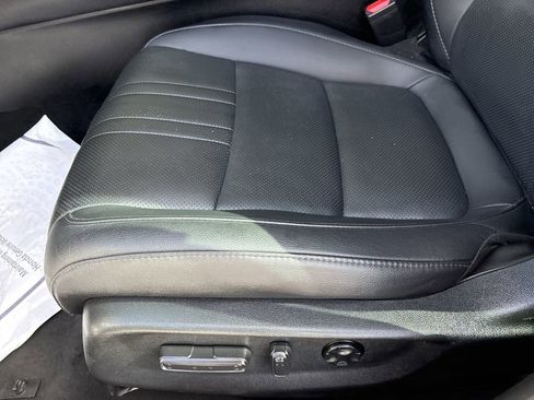 Used 2021 Honda Accord Touring image 15