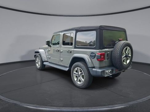 Used 2020 Jeep Wrangler Unlimited Sahara AWD/4WD image 2