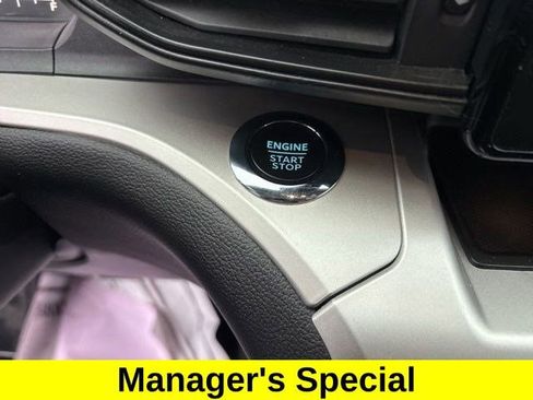 Used 2022 Ford Explorer XLT image 20