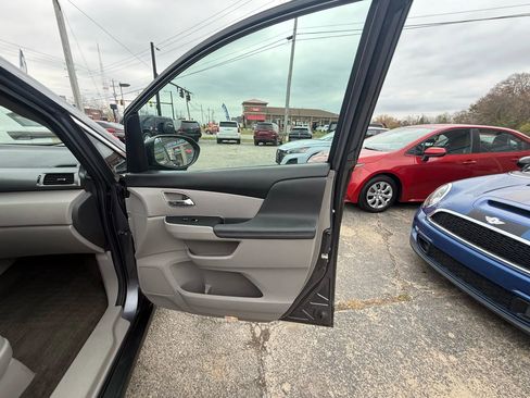 Used 2014 Honda Odyssey EX-L image 20