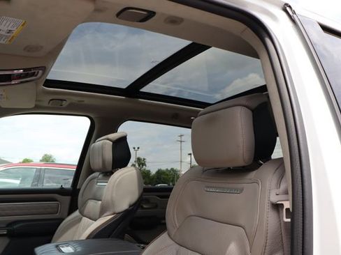 Used 2025 RAM 1500 Tungsten w/ Trailer Tow Group AWD/4WD image 18