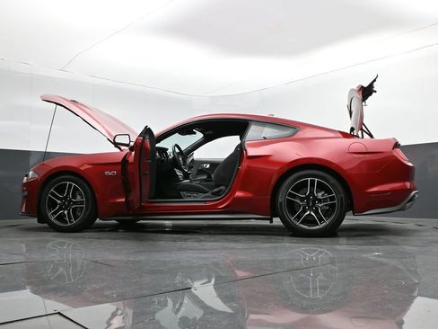 Used 2021 Ford Mustang GT RWD image 35