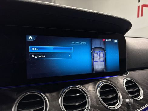 Used 2022 Mercedes-Benz E 350 Sedan image 24