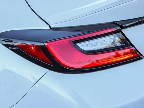 Used 2023 Toyota GR86 Premium image 7