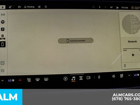 Used 2024 Rivian R1S Adventure image 38