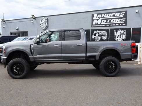 Used 2024 Ford F350 Platinum AWD/4WD image 2