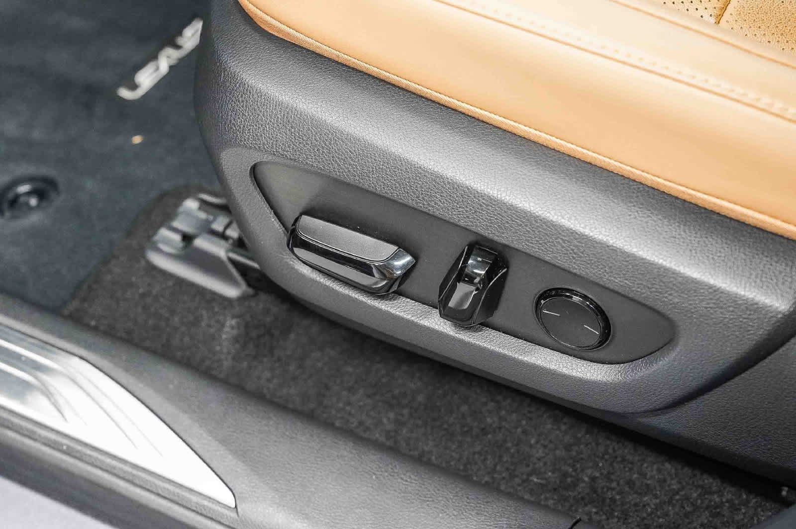 Used 2025 Lexus RX 350 Premium Plus w/ Accessory Package (K3) FWD image 23