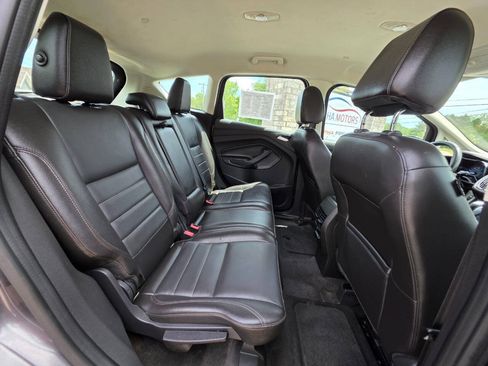 Used 2013 Ford C-MAX SEL FWD image 18