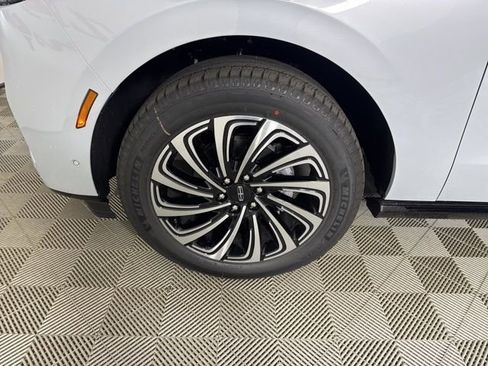 New 2025 Lincoln Navigator Black Label image 37