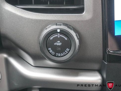 Used 2024 Ford Expedition Max XLT AWD/4WD image 32