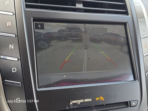 Used 2019 Lincoln MKC Reserve w/ MKC Technology Package FWD image 23