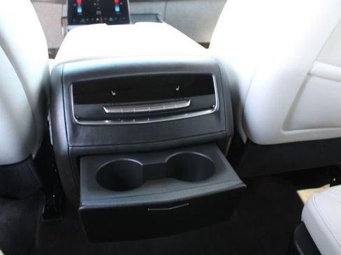 Used 2025 Cadillac Escalade Sport Platinum AWD/4WD image 22