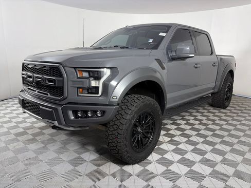 Certified 2018 Ford F150 Raptor w/ Equipment Group 802A Luxury AWD/4WD image 3