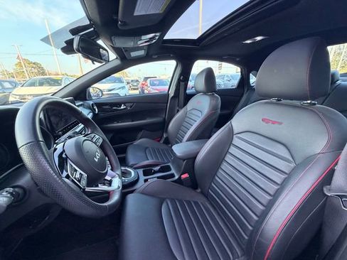 Used 2023 Kia Forte GT w/ GT2 Package image 13