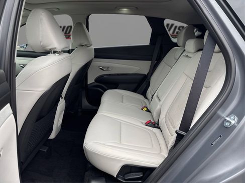 Used 2025 Hyundai Tucson Limited AWD/4WD image 10