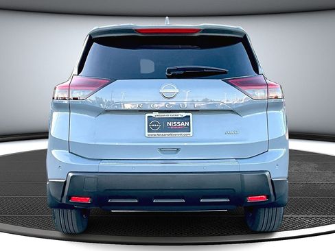 New 2026 Nissan Rogue SV w/ Cold Weather Package AWD/4WD image 4