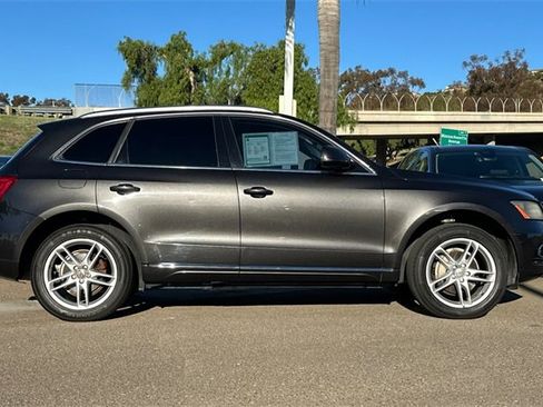 Used 2015 Audi Q5 2.0T Premium Plus w/ Premium Plus Package image 4