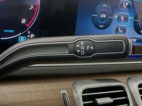 New 2026 Mercedes-Benz GLE 53 AMG 4MATIC image 17