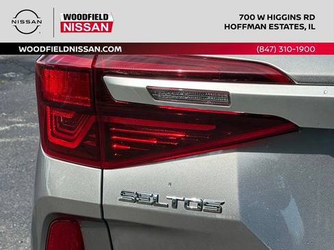 Used 2021 Kia Seltos EX AWD/4WD image 15