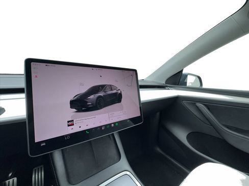 Used 2022 Tesla Model Y Performance AWD/4WD image 38