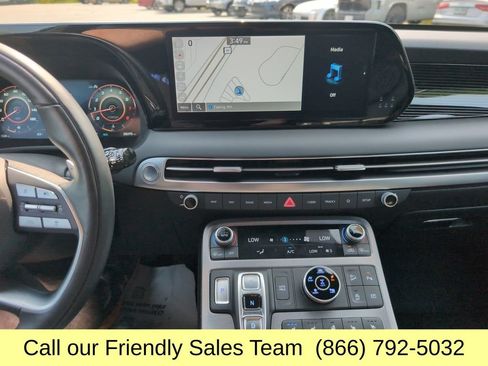 Used 2025 Hyundai Palisade Calligraphy AWD/4WD image 18