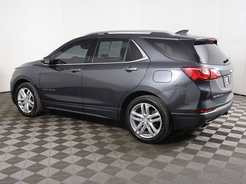 Used 2018 Chevrolet Equinox Premier w/ Premier True North Edition AWD/4WD image 17